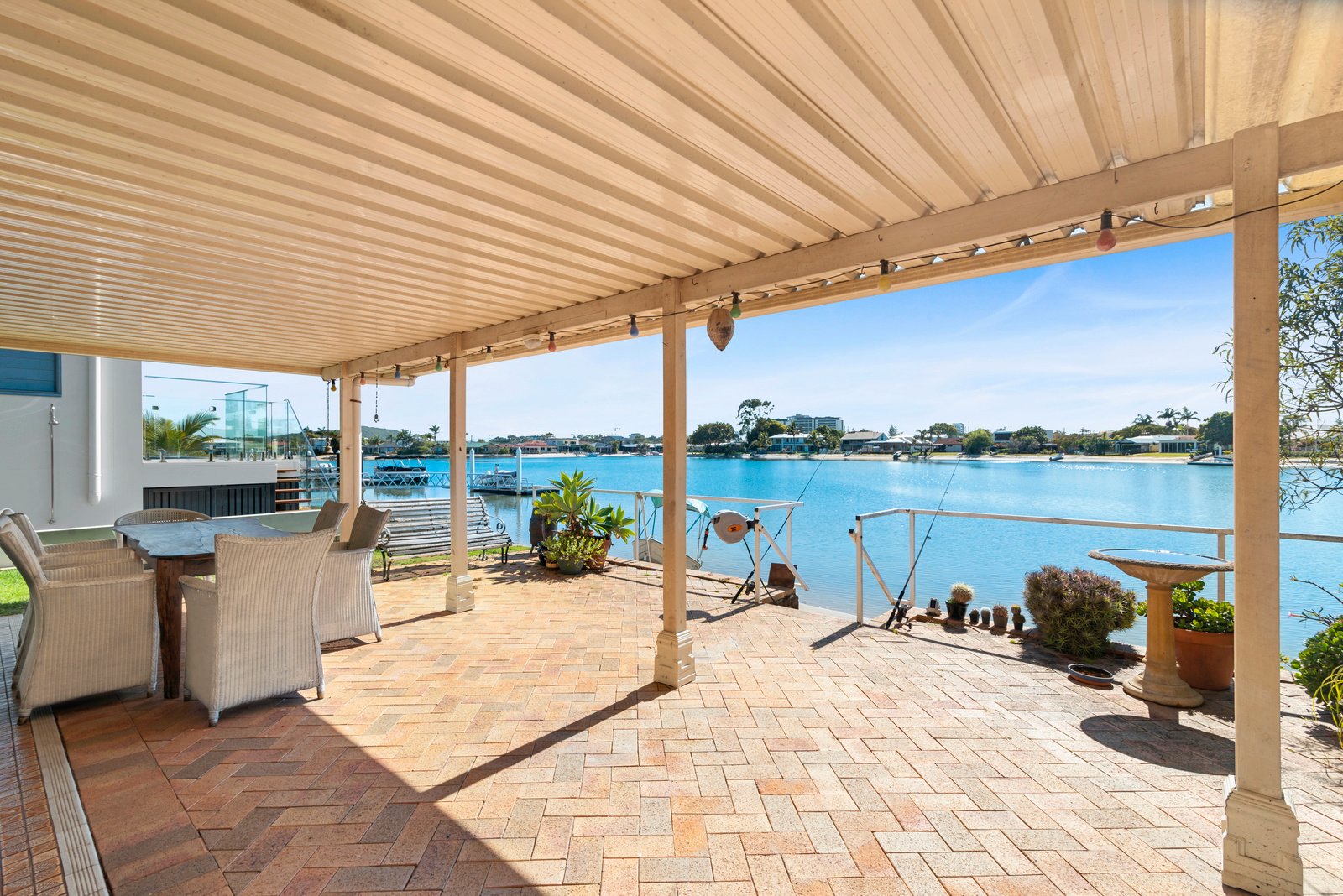 176 Mallawa Drive PALM BEACH 6