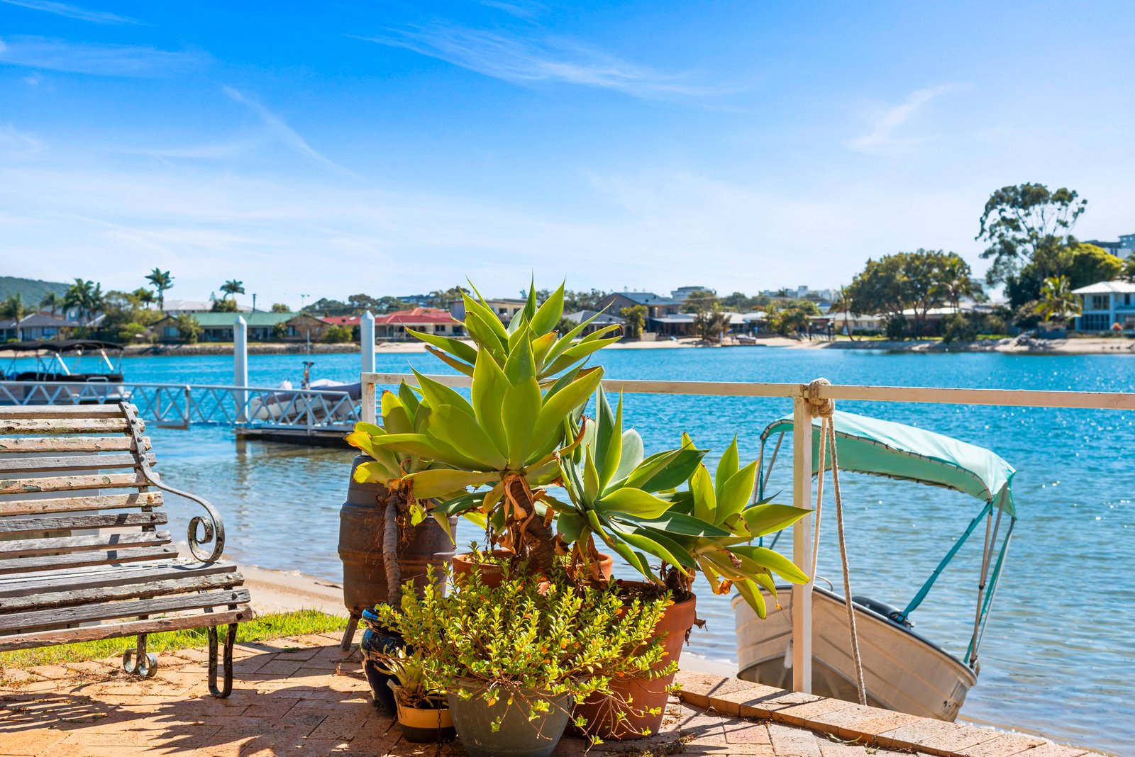 176 Mallawa Drive PALM BEACH 11