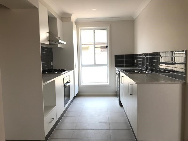 1/76 Marathon Street TAMWORTH 2