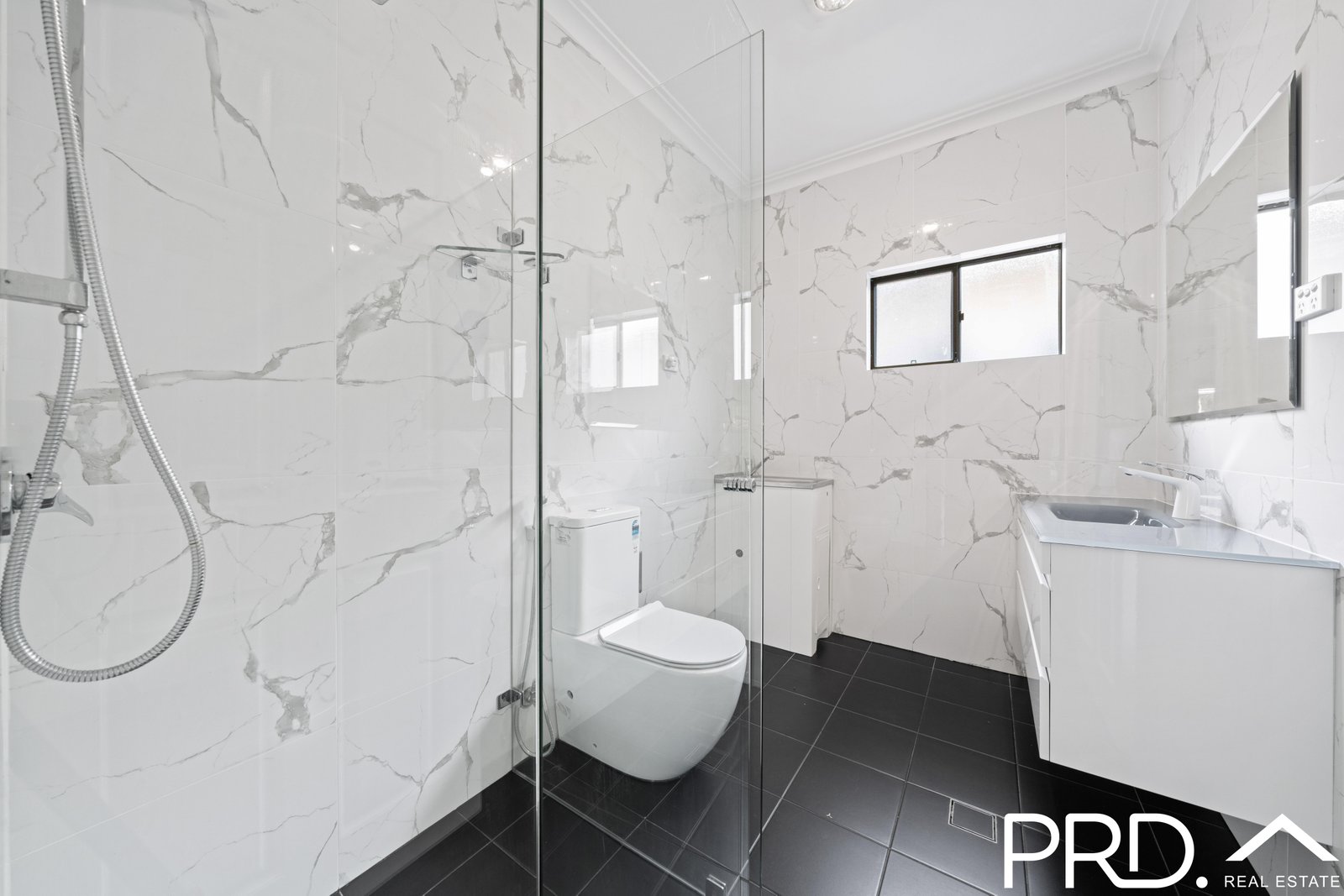 176 Marco Avenue PANANIA 5