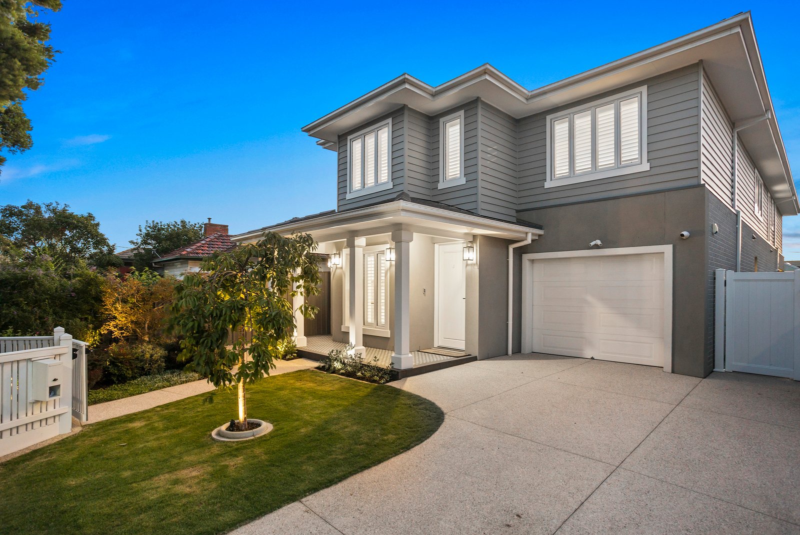 Gallery: 176 Roberts Street