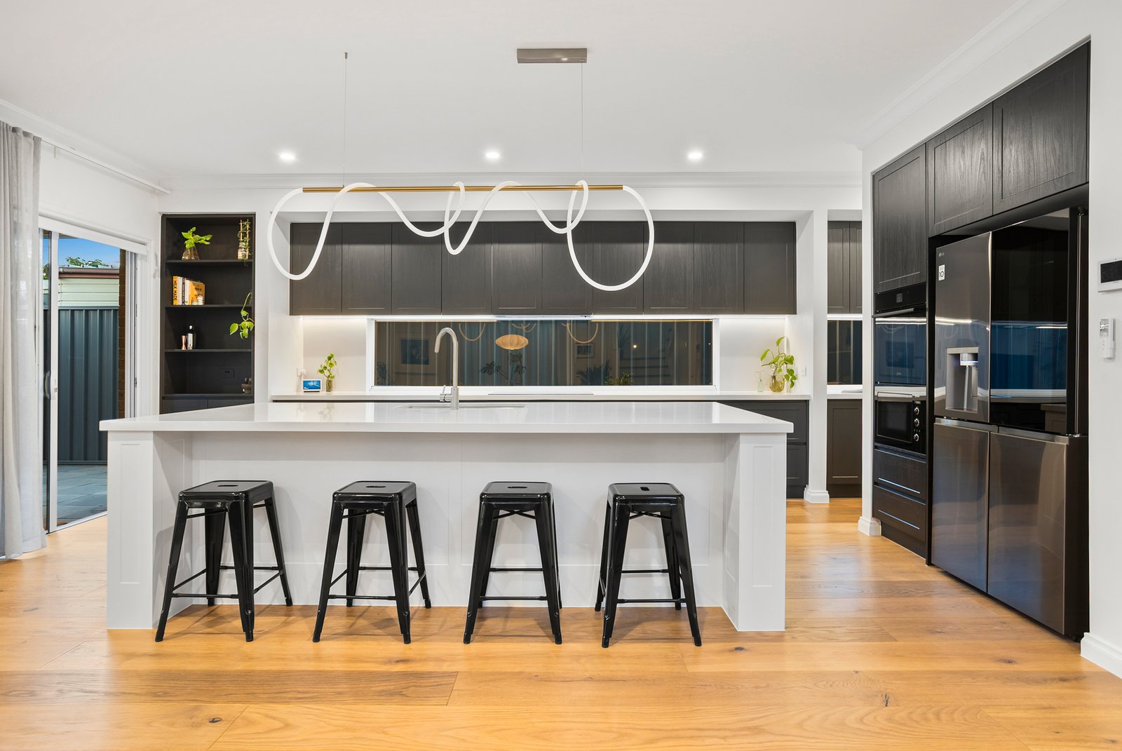 Gallery: 176 Roberts Street