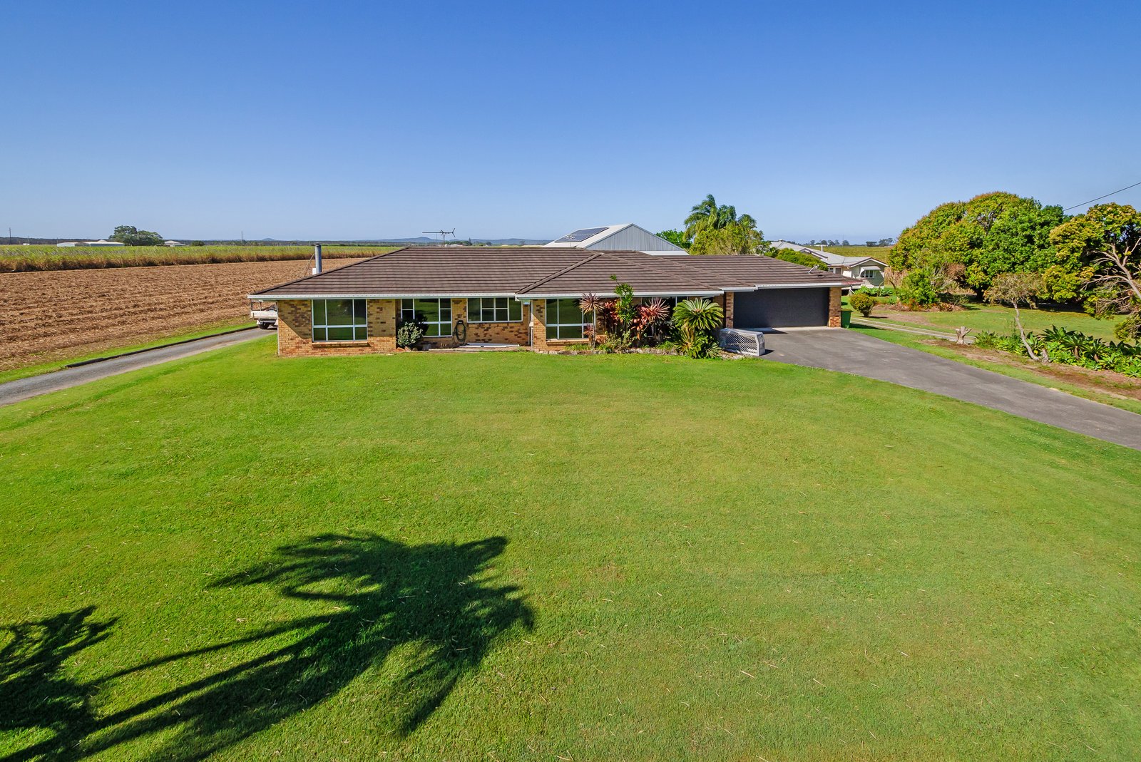 176 School Road WOONGOOLBA 1