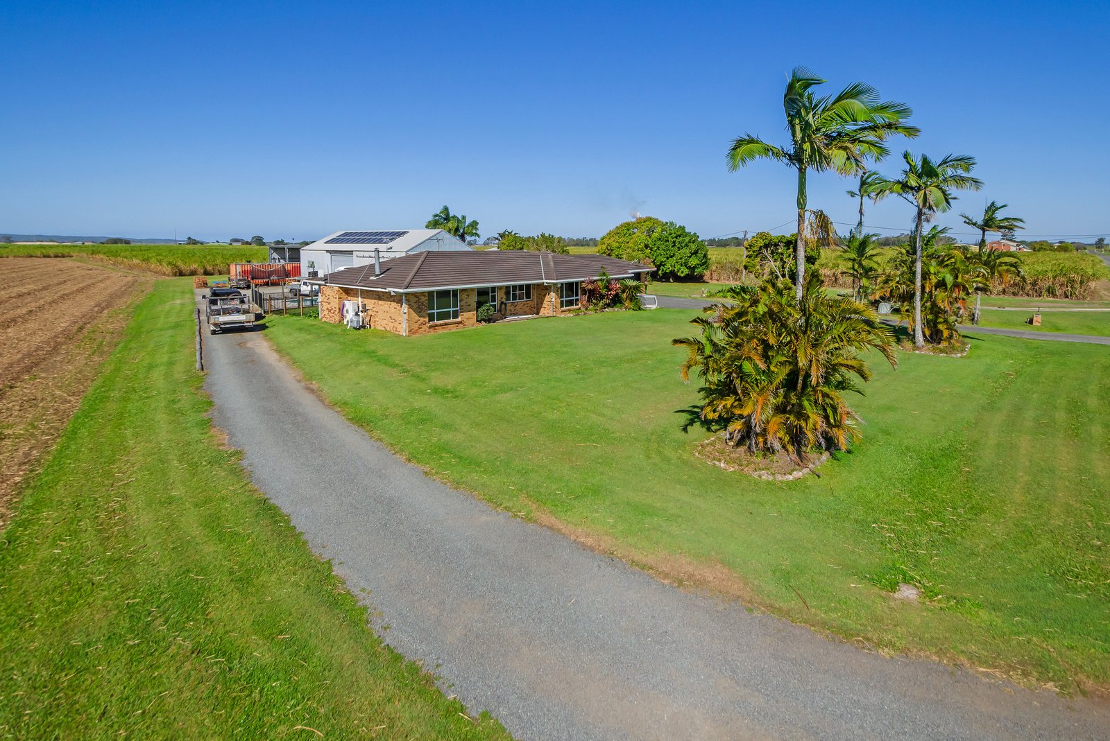 176 School Road WOONGOOLBA 2