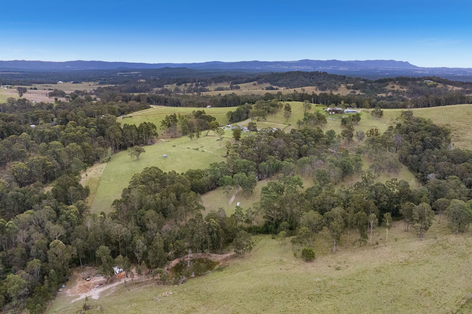 176 Wollong Road QUORROBOLONG 17