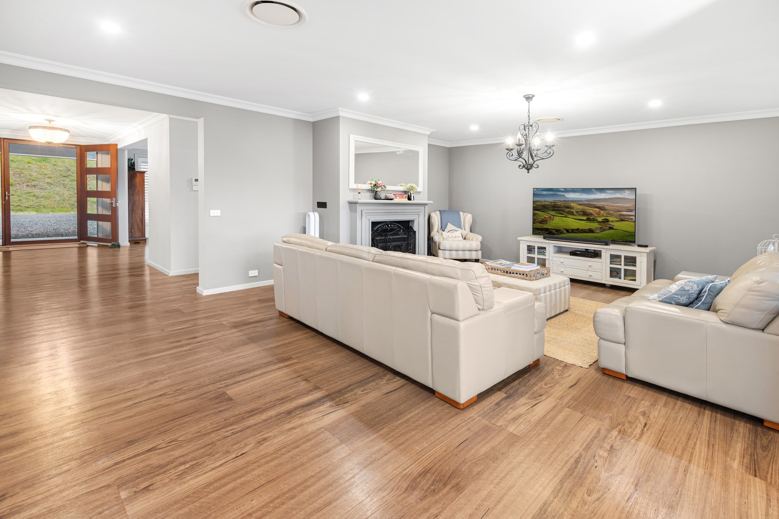 176 Wollong Road QUORROBOLONG 28