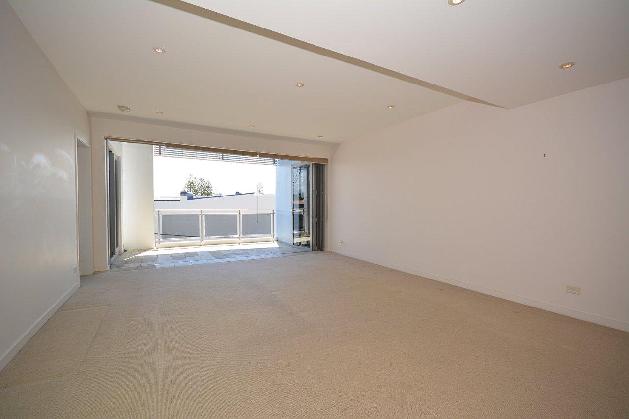 17/60 Marine Parade KINGSCLIFF 4