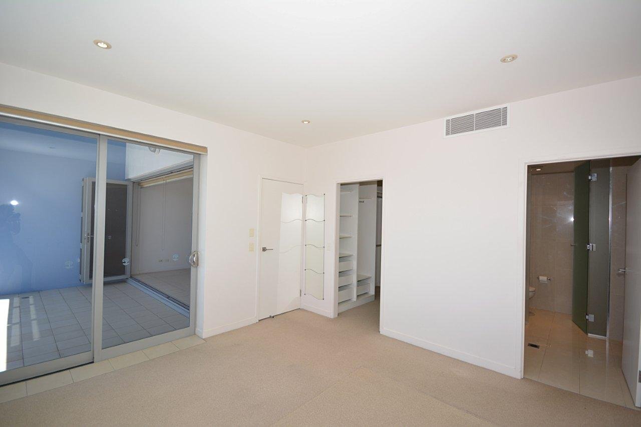 17/60 Marine Parade KINGSCLIFF 11