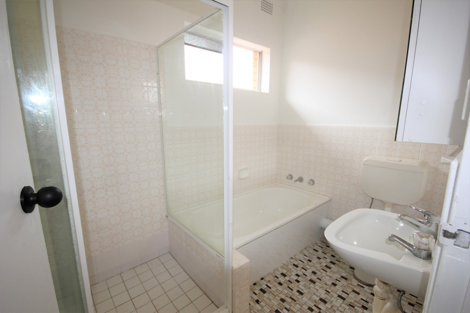 17/61 Wolseley  BEXLEY 7