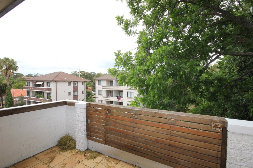 17/61 Wolseley  BEXLEY 8