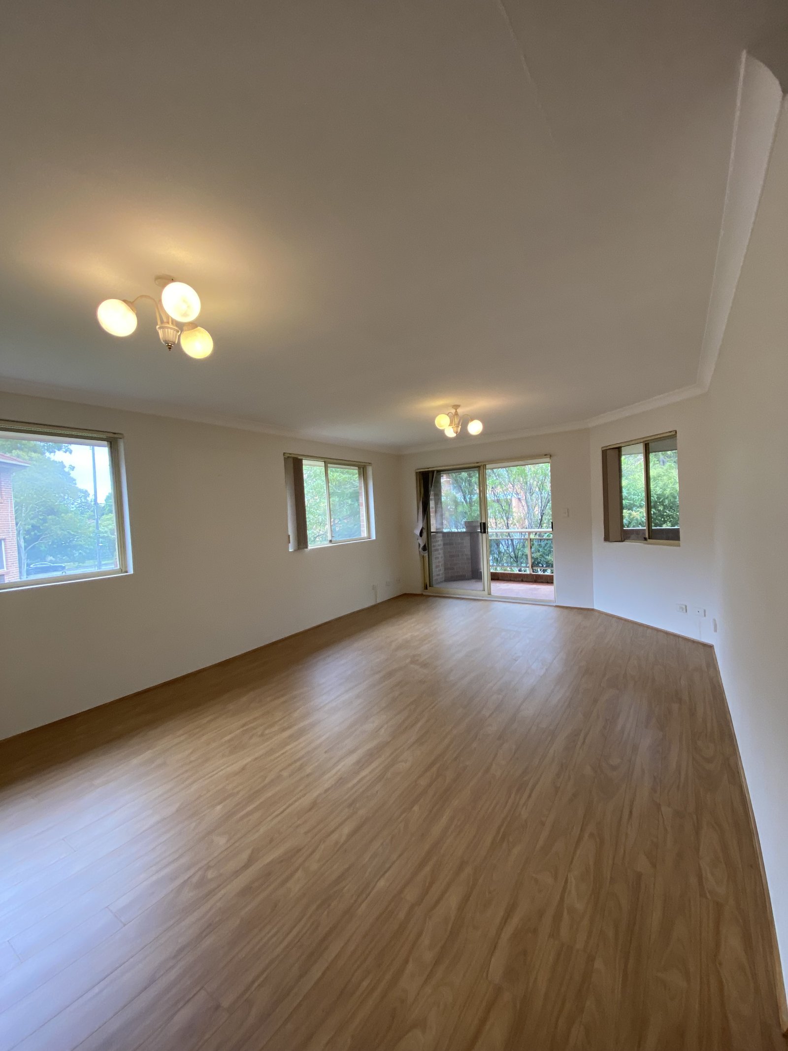 17/7-11 Hampden Street BEVERLY HILLS 1