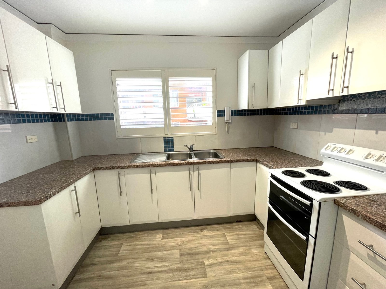 17/7-9 Cross Street KOGARAH 2