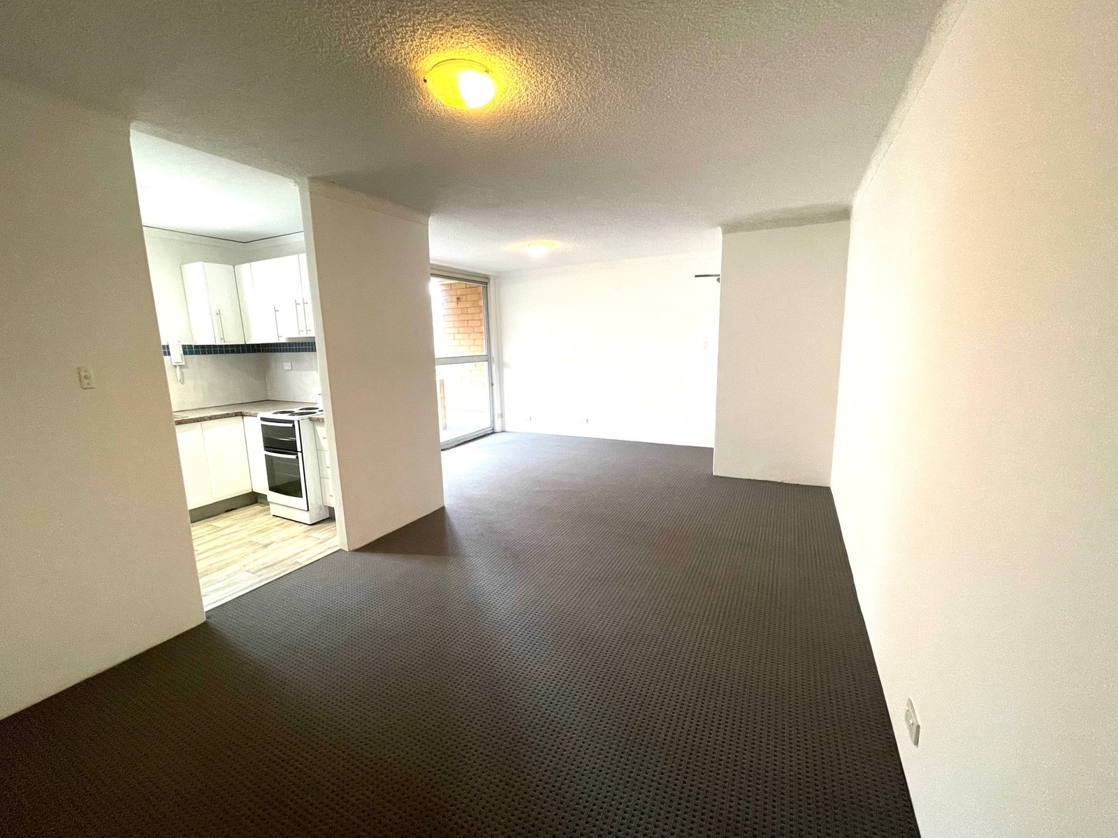 17/7-9 Cross Street KOGARAH 3