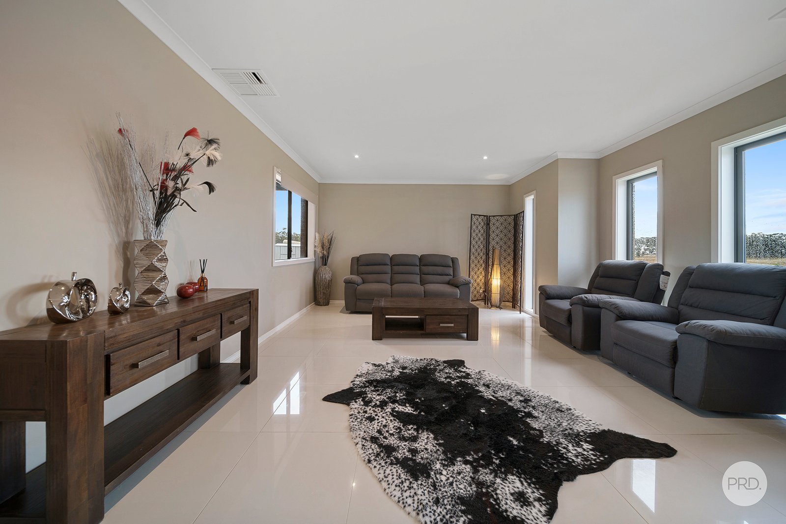 177 Bassett Road SEBASTIAN 8