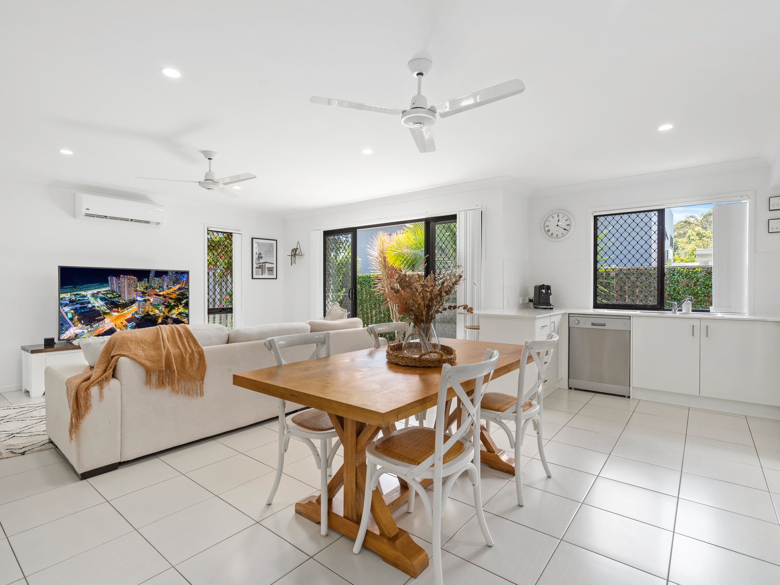 17/7 Border Drive North CURRUMBIN WATERS 1