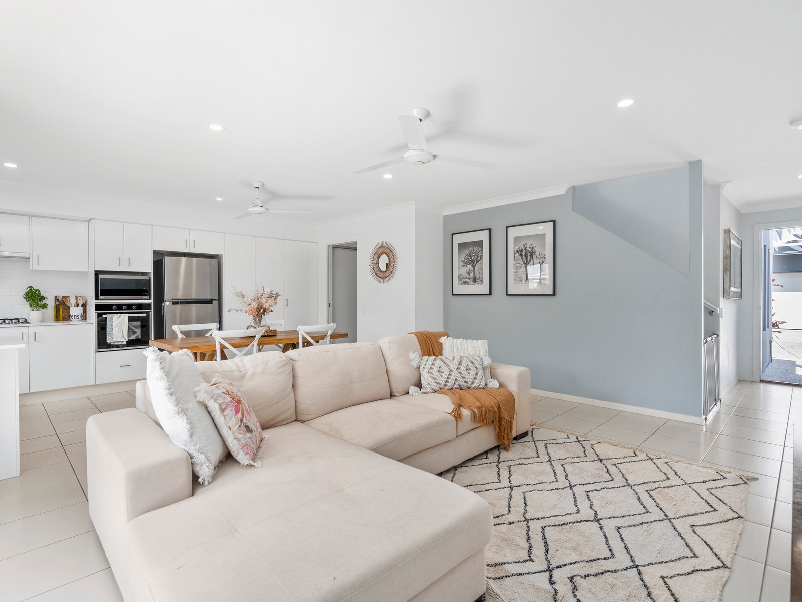 17/7 Border Drive North CURRUMBIN WATERS 2