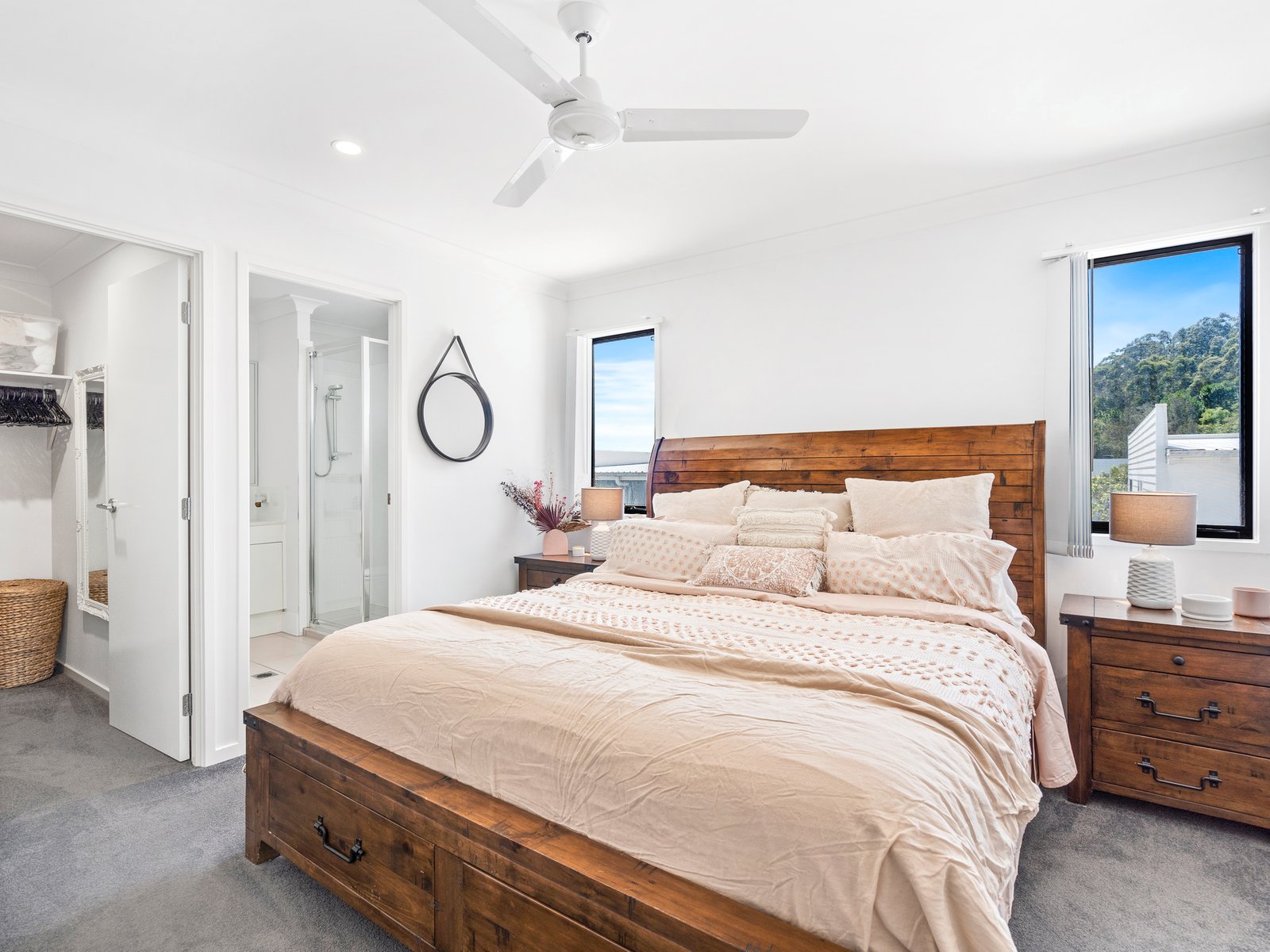 17/7 Border Drive North CURRUMBIN WATERS 9