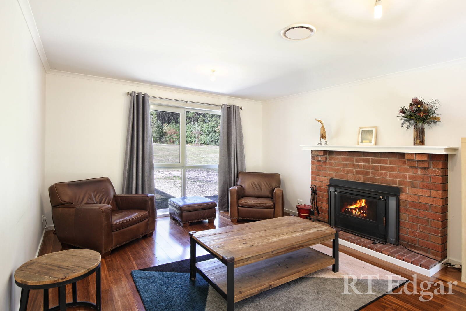 Real Estate and Property in 177 Chambers Road, Woodend, VIC