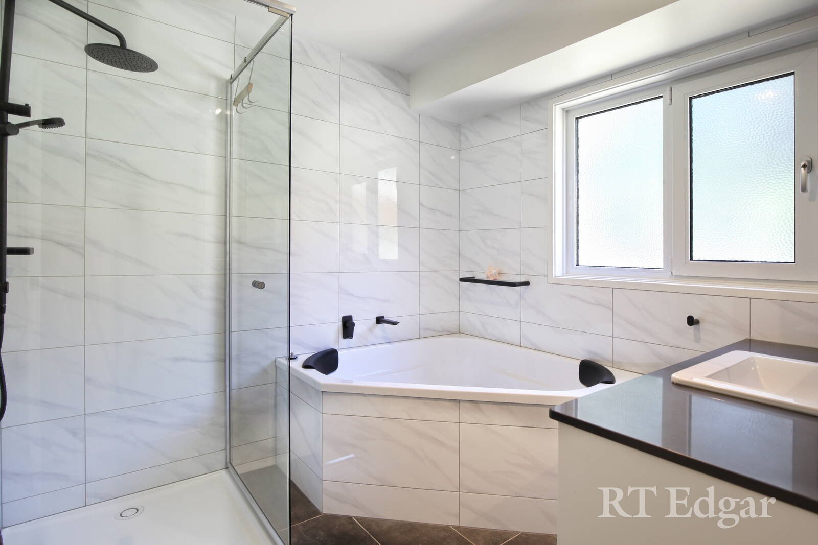 Real Estate and Property in 177 Chambers Road, Woodend, VIC