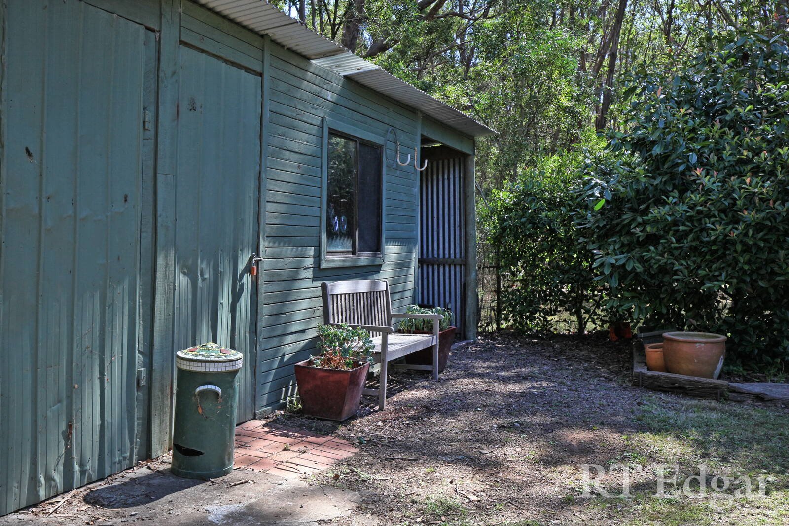 Real Estate and Property in 177 Chambers Road, Woodend, VIC