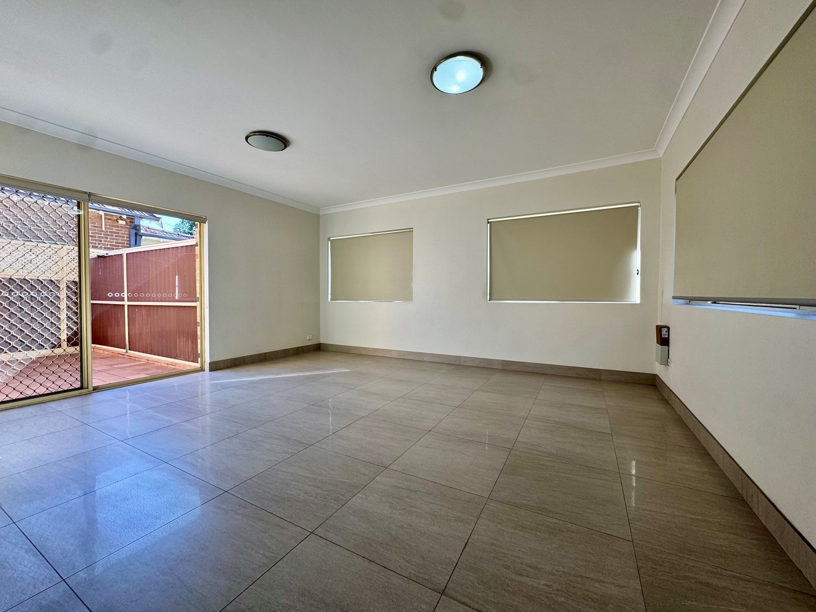 1/77 Gould Street,  CAMPSIE 2