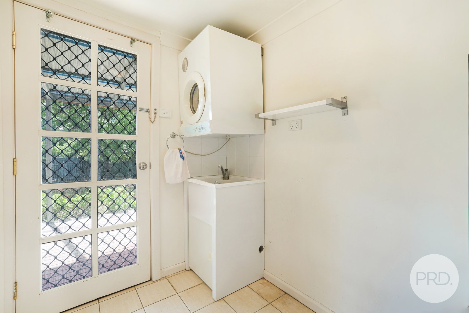 177 Hawker Street QUIRINDI 13