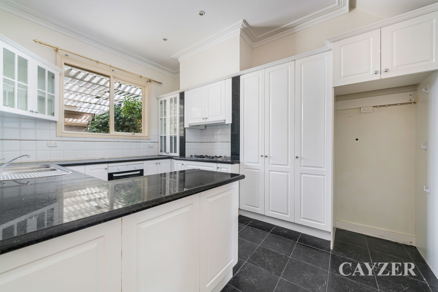 Gallery: 177 Liardet Street