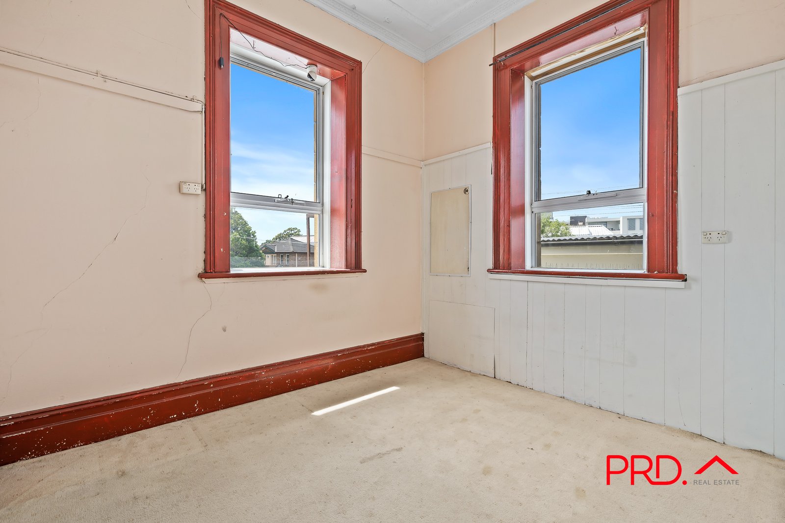 177 Victoria Road GLADESVILLE 4