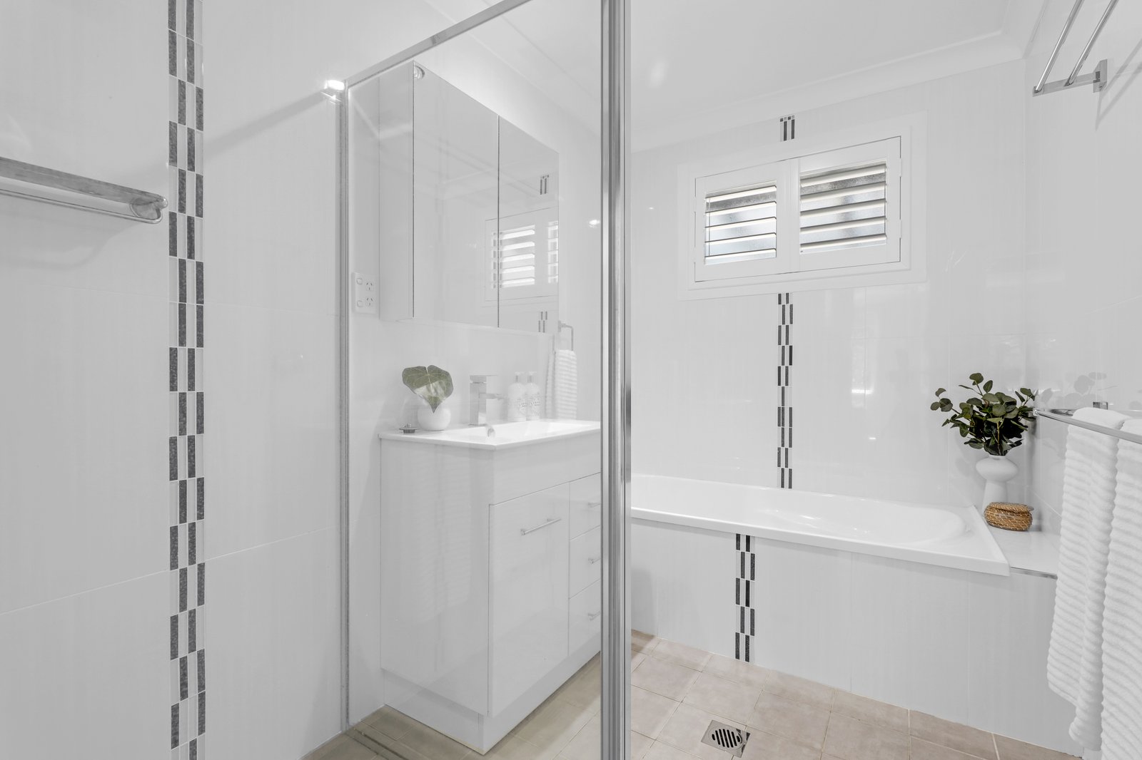 177 Waples Road FARMBOROUGH HEIGHTS 7