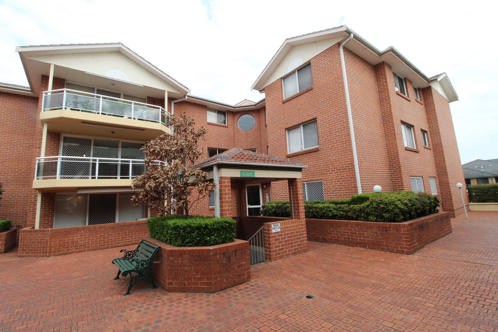 17/73 Reynolds Avenue BANKSTOWN 8