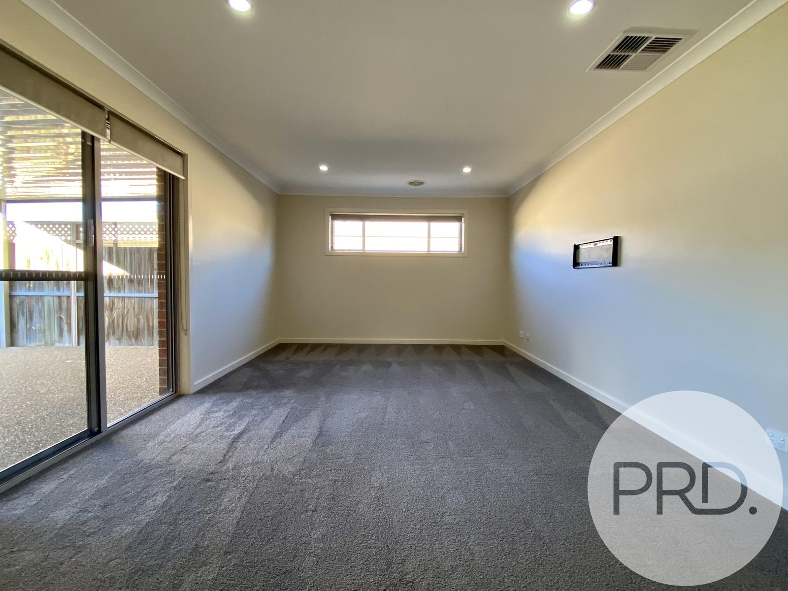 1/776 Centaur Road HAMILTON VALLEY 7