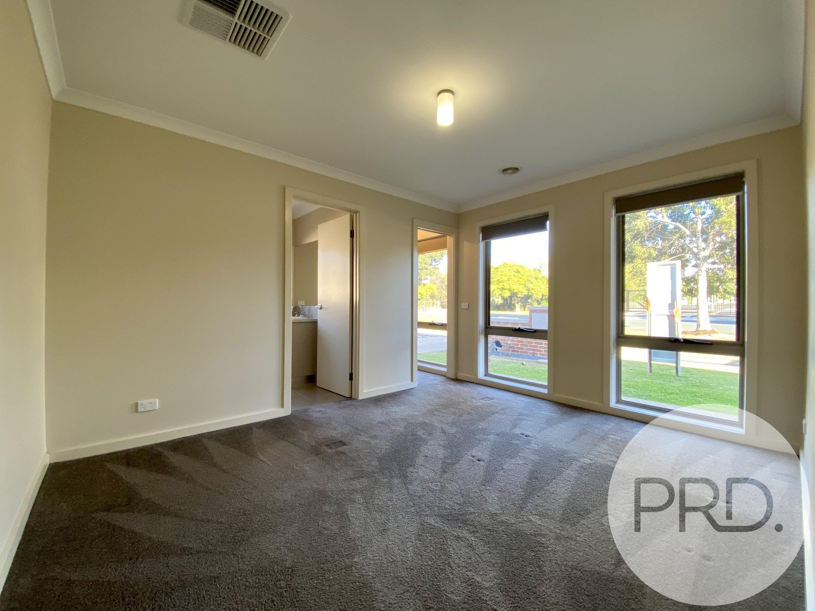 1/776 Centaur Road HAMILTON VALLEY 8