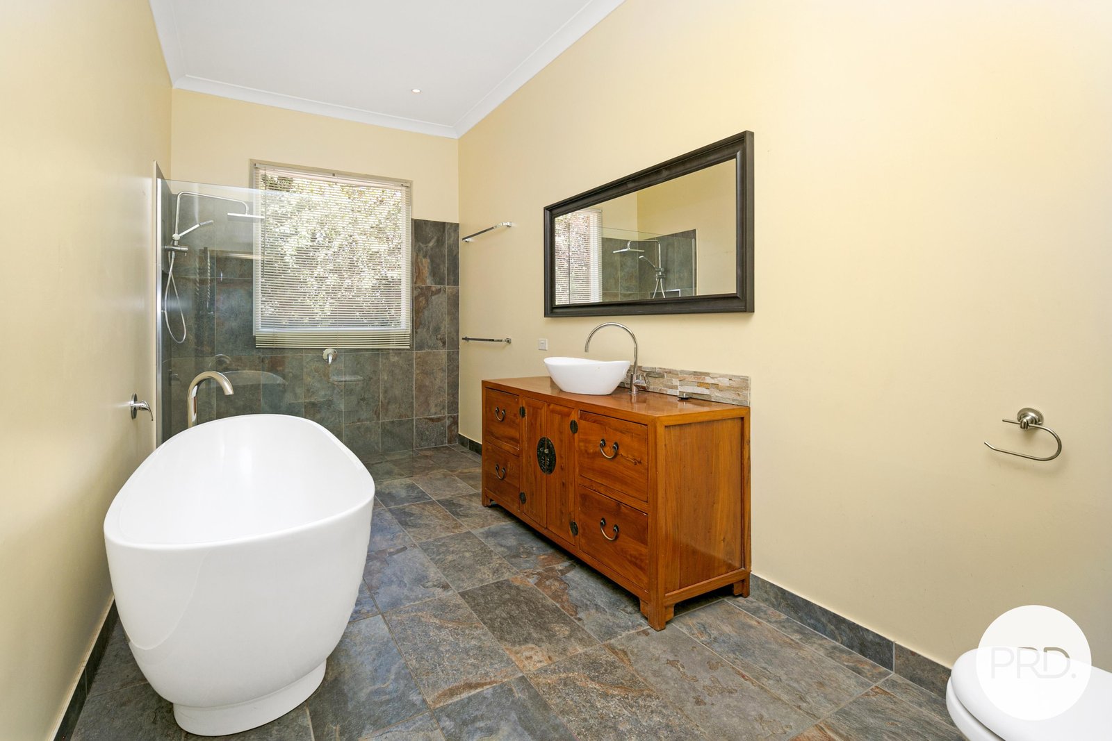 1779 Sturt Street ALFREDTON 10