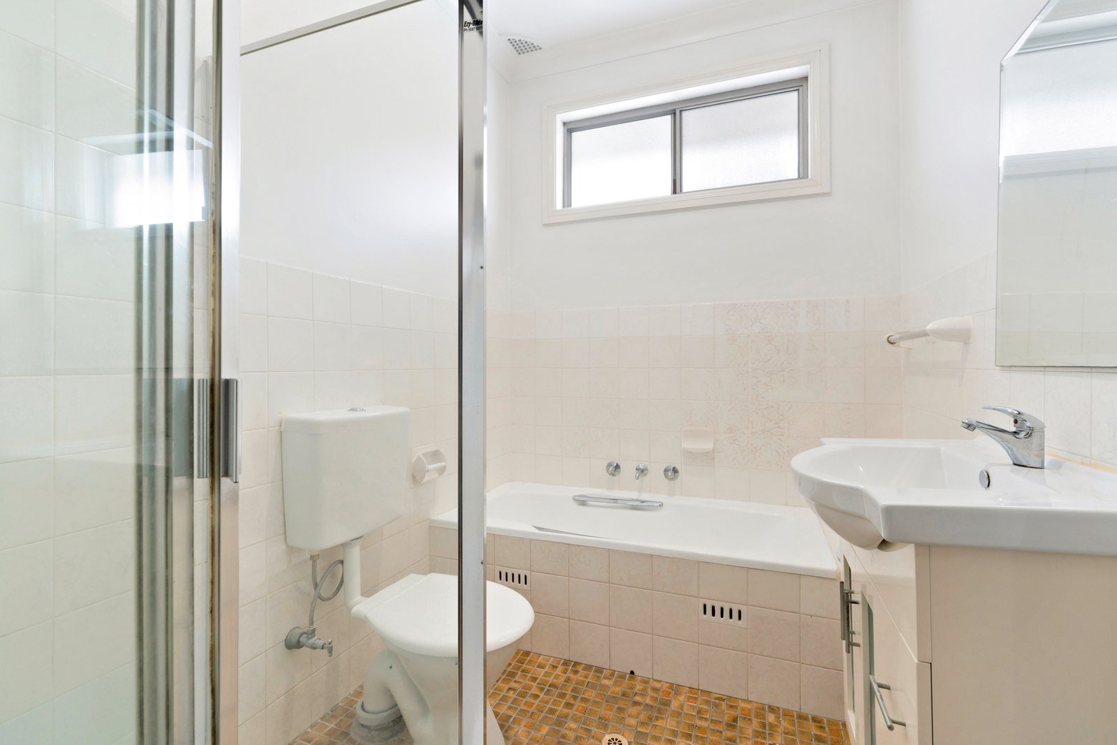 1/78 Alfred Street RAMSGATE BEACH 6