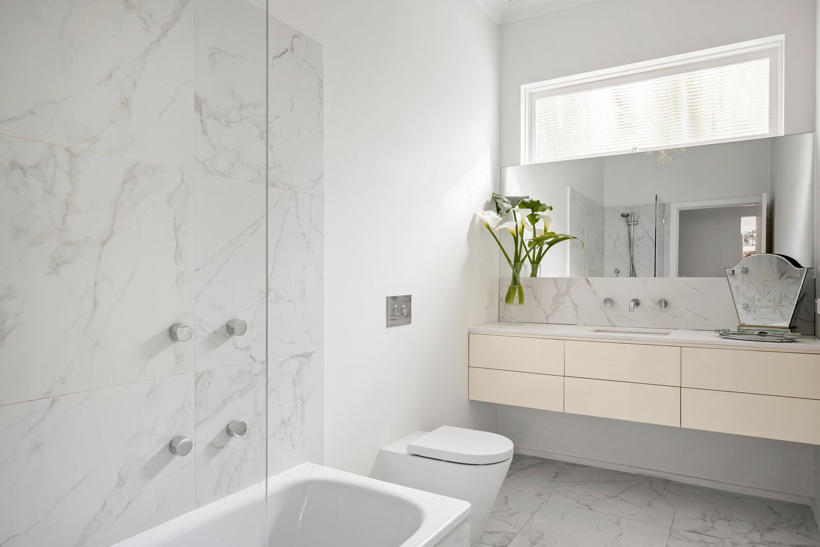 Real Estate and Property in 178 Alma Road, St Kilda East, VIC