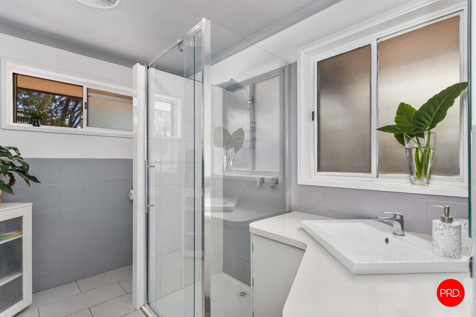 178 Aspinall Street KANGAROO FLAT 15