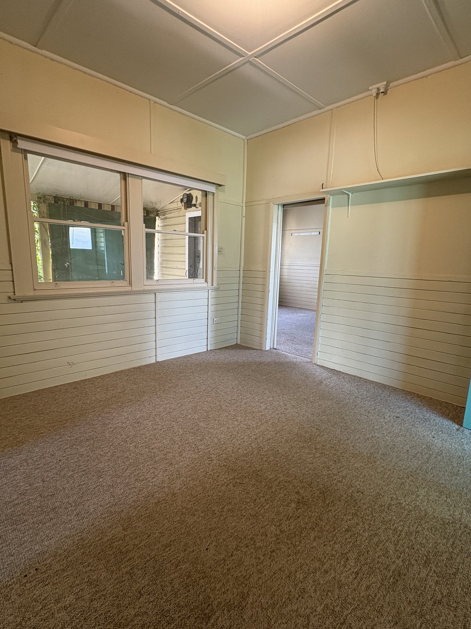 178 Capper Street TUMUT 9
