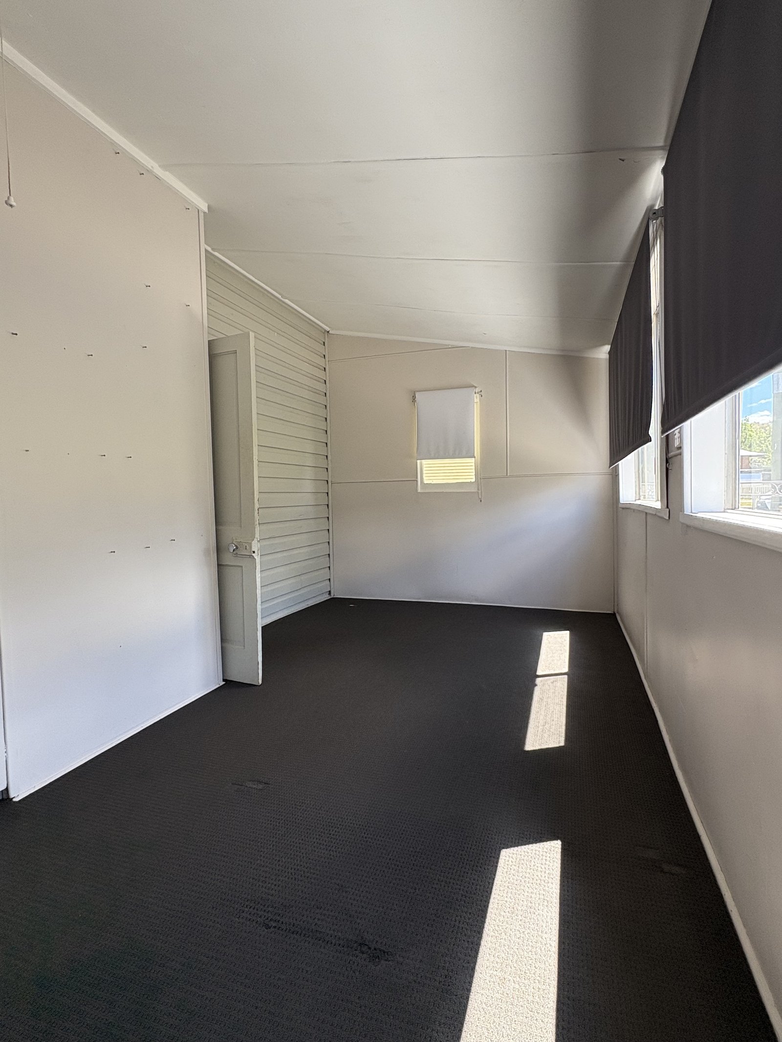 178 Capper Street TUMUT 10