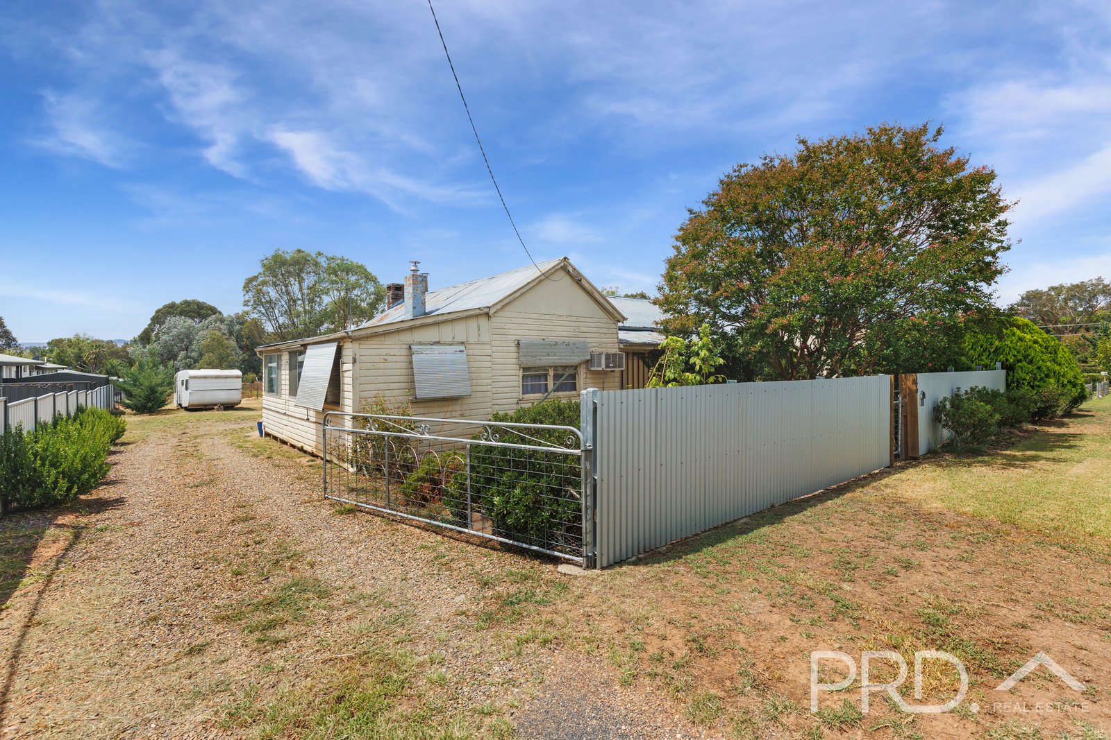 178 Capper Street TUMUT 2
