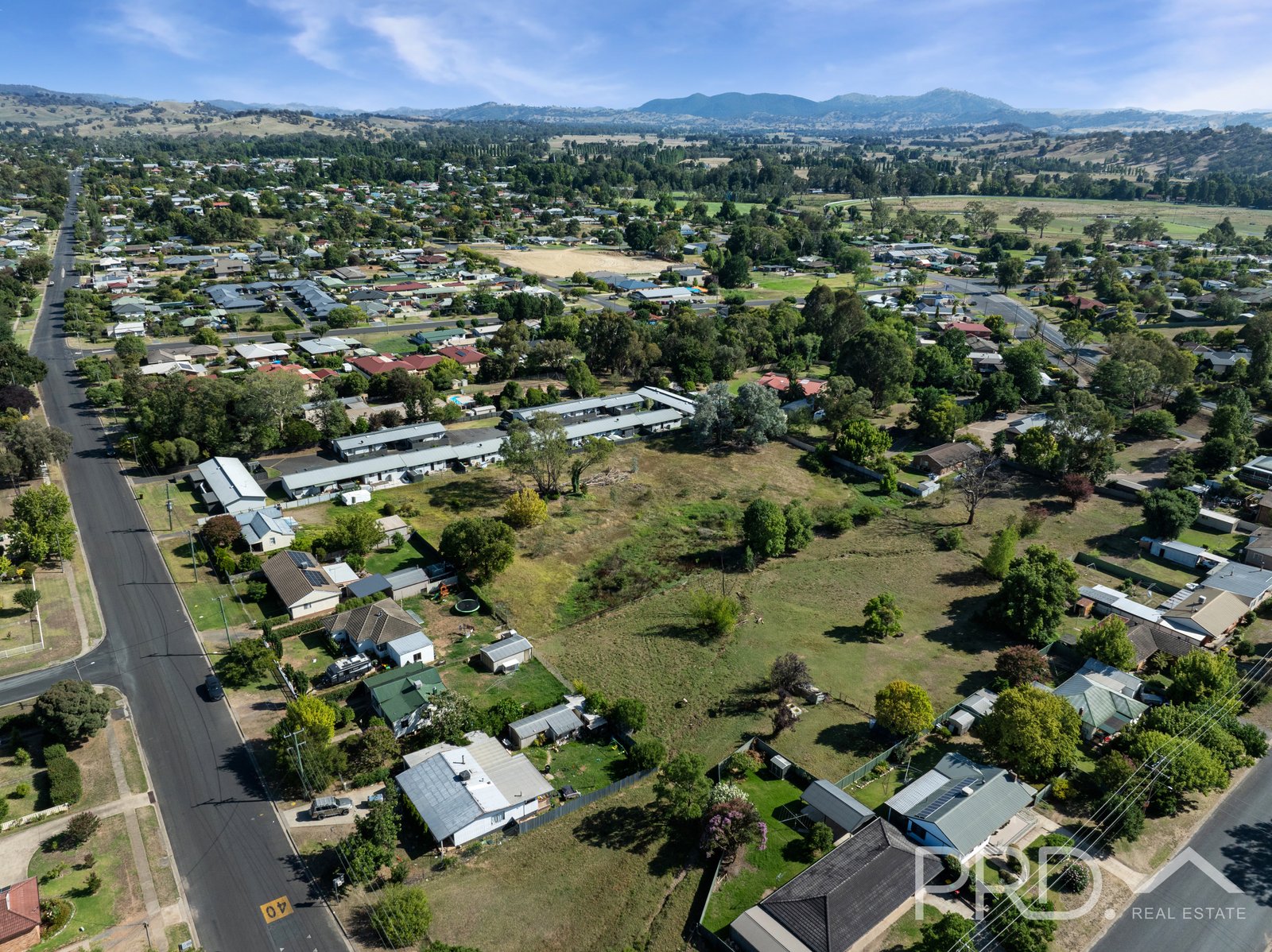 178 Capper Street TUMUT 17