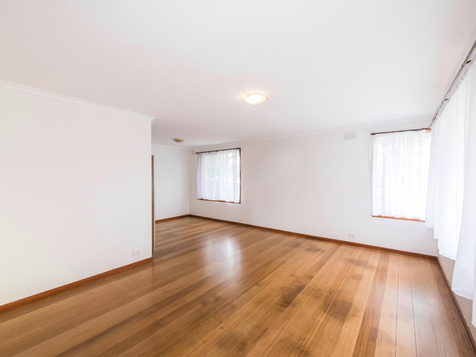 Gallery: 178 Centre Dandenong Road