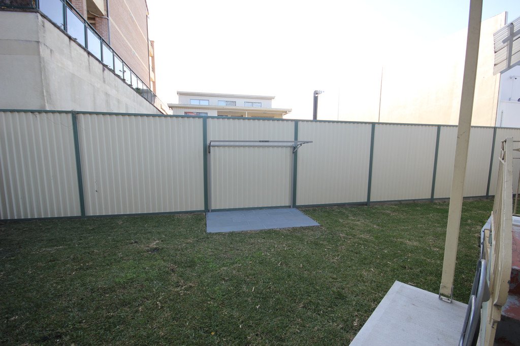 178 Harrow Road KOGARAH 8