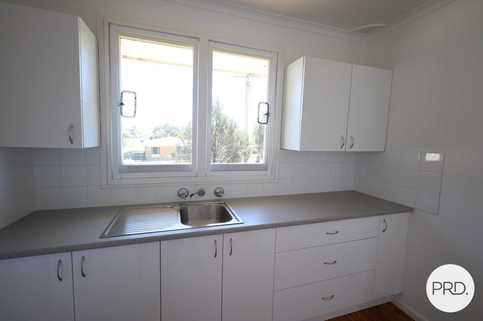 178 Spring Street ORANGE 6