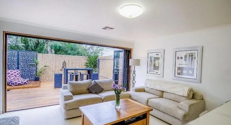 Gallery: 178 Stephen Street