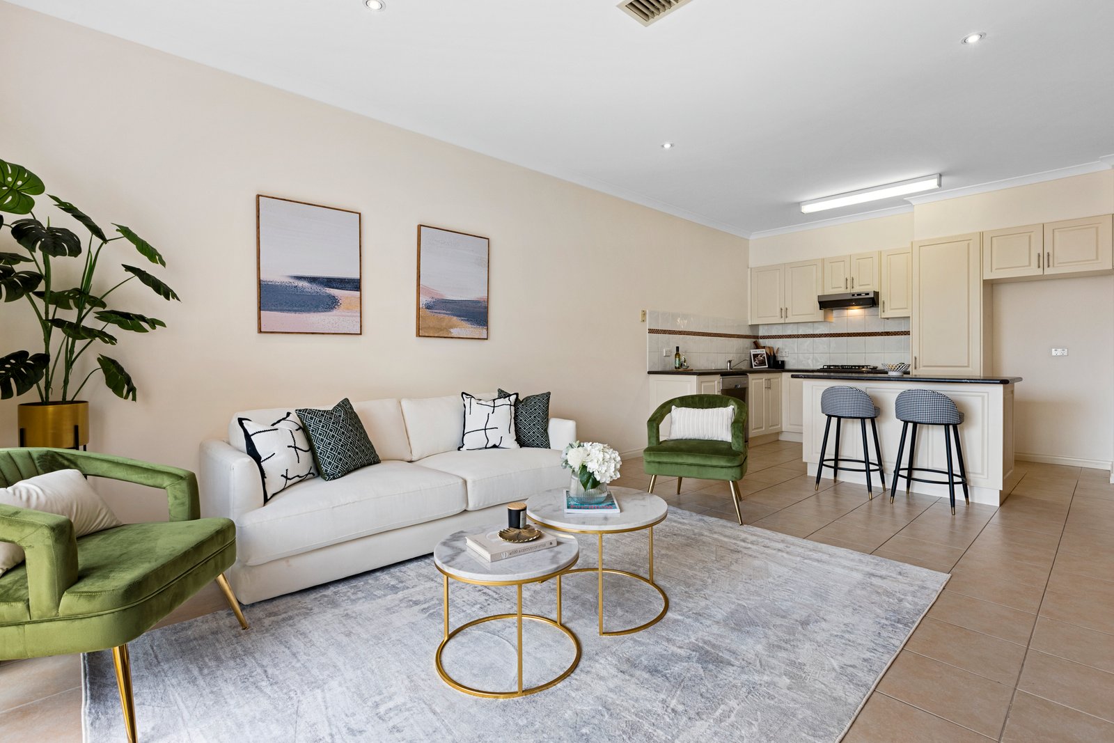 Gallery: 17/84 Heatherton Rd Service Road