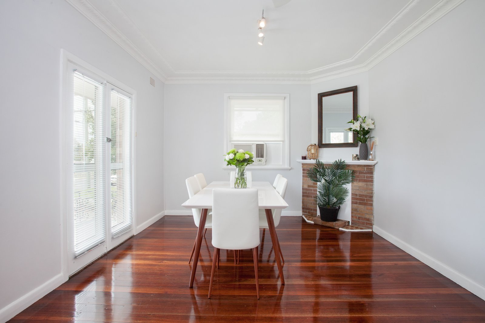 178A High Street EAST MAITLAND 4