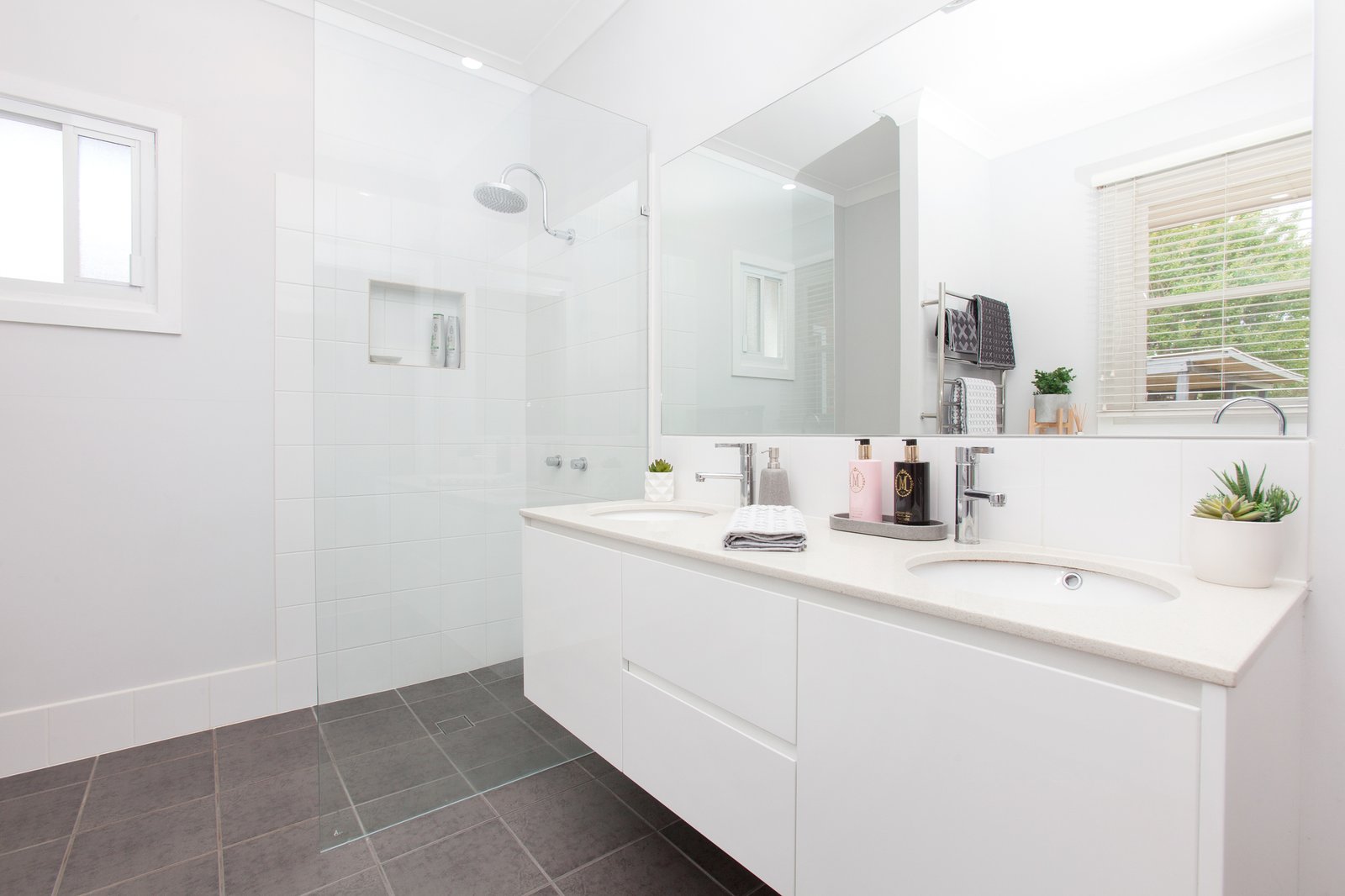 178A High Street EAST MAITLAND 15