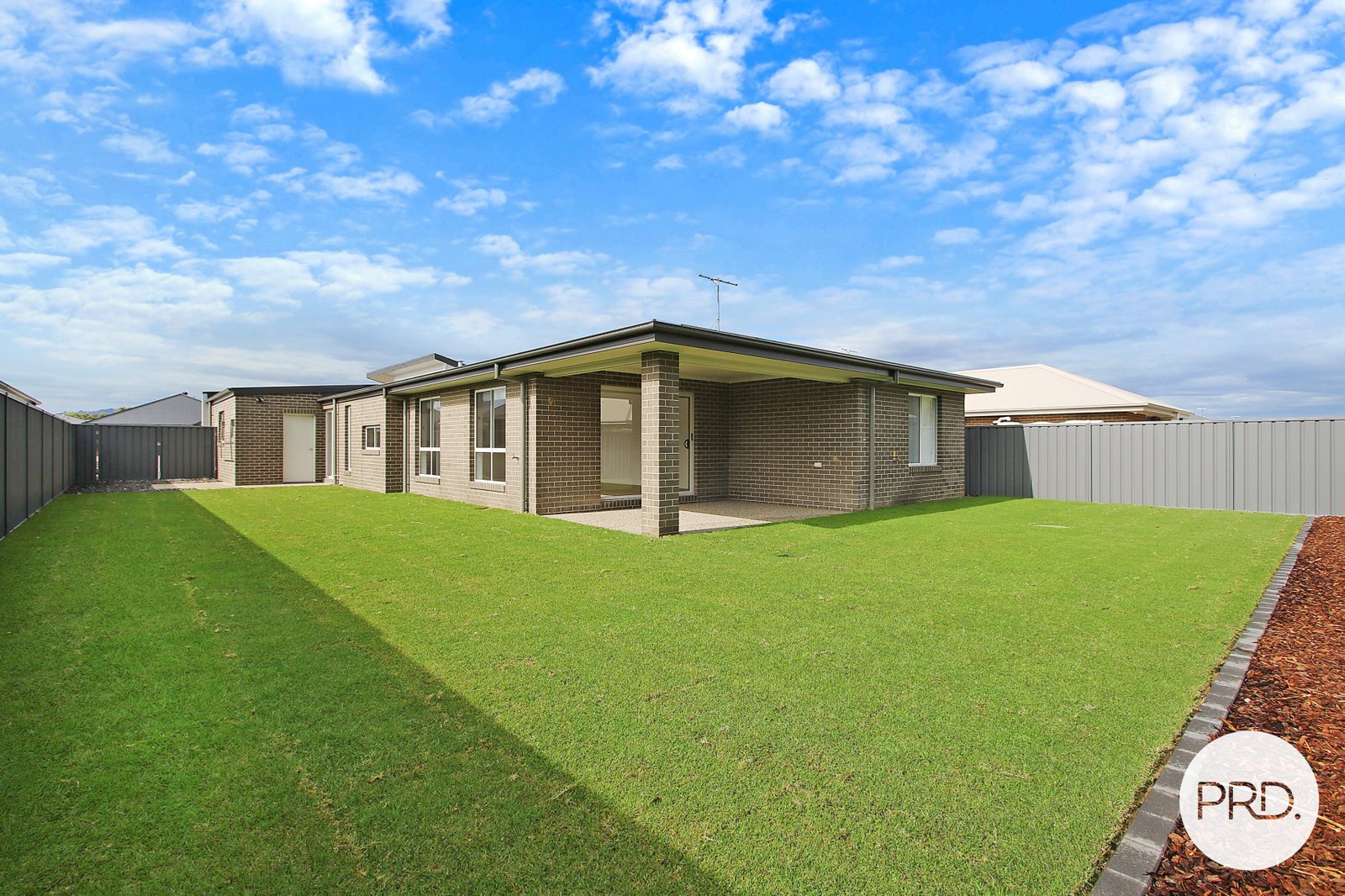 179 Brooklyn Drive THURGOONA 8