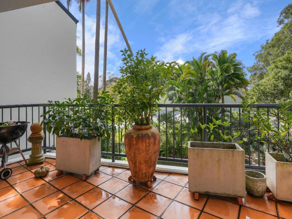 17/9 Domain Road Currumbin 3