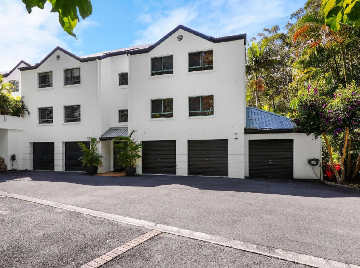 17/9 Domain Road Currumbin 11